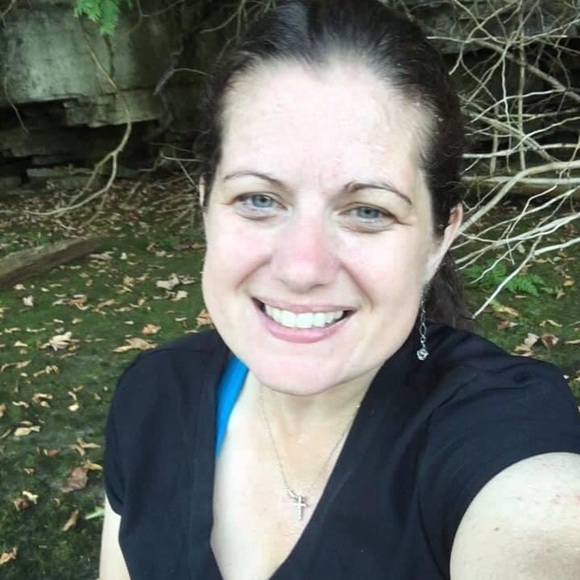 Meet your Posher, Catherine - Picture 2 of 4